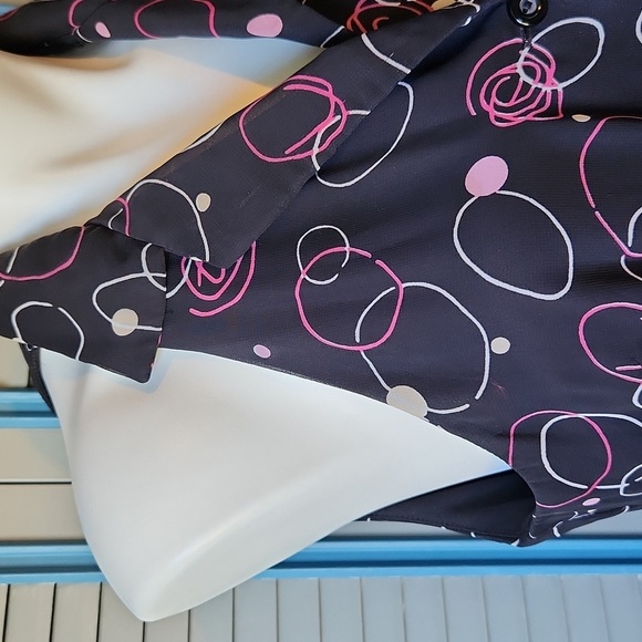 Scarlett Black Sleeveless Dress with Pink Ribbon - Picture 6 of 12